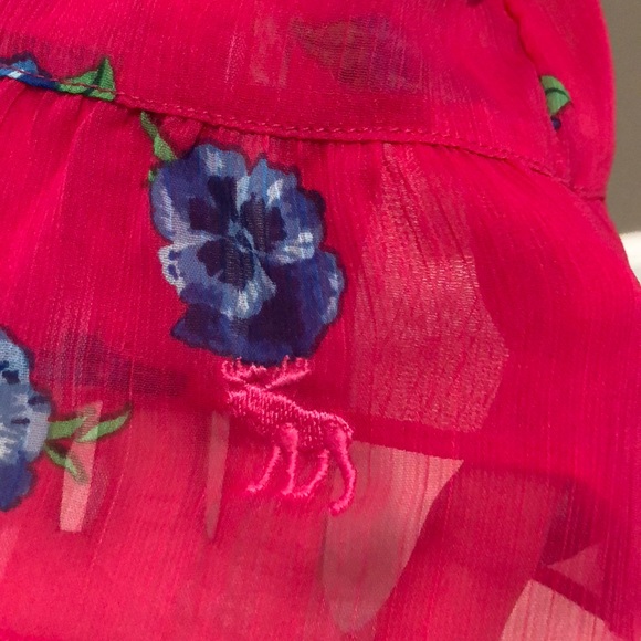 Sheer blouse - Picture 3 of 3